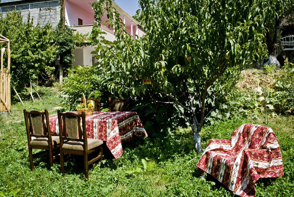 Chʼiva Noravank B&B מראה חיצוני תמונה