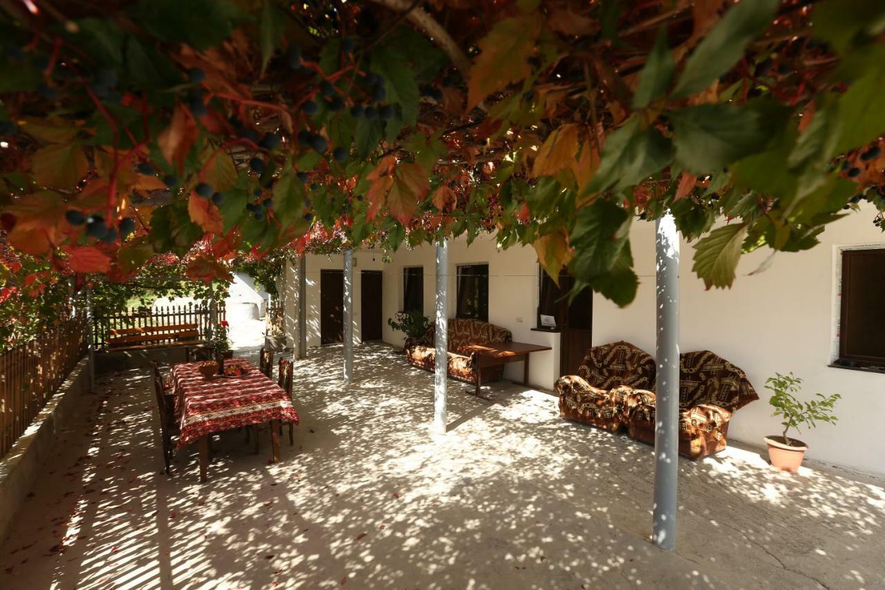 Chʼiva Noravank B&B מראה חיצוני תמונה
